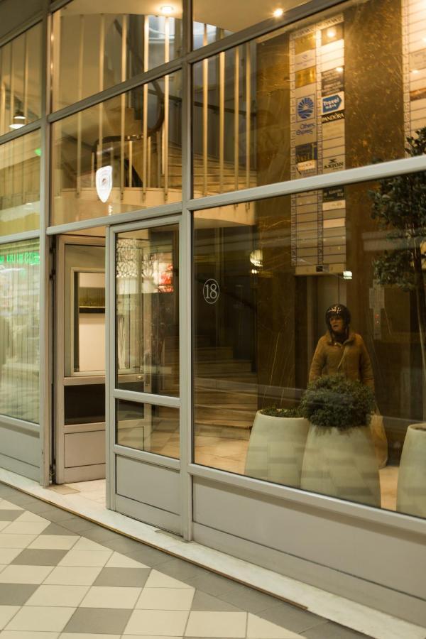 Ferienwohnung Ermou 18 Mosaics Boutique Aprtm In Parliament Square Athen Exterior foto